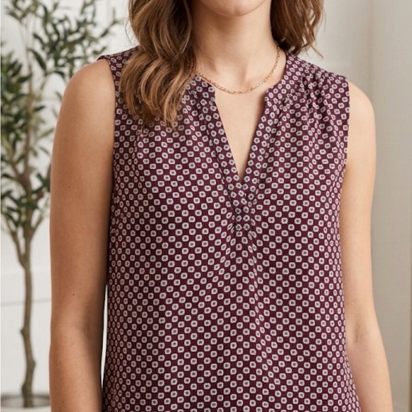 LOFT Tops - LOFT Burgundy and White Sleeveless V-Neck Printed Blouse